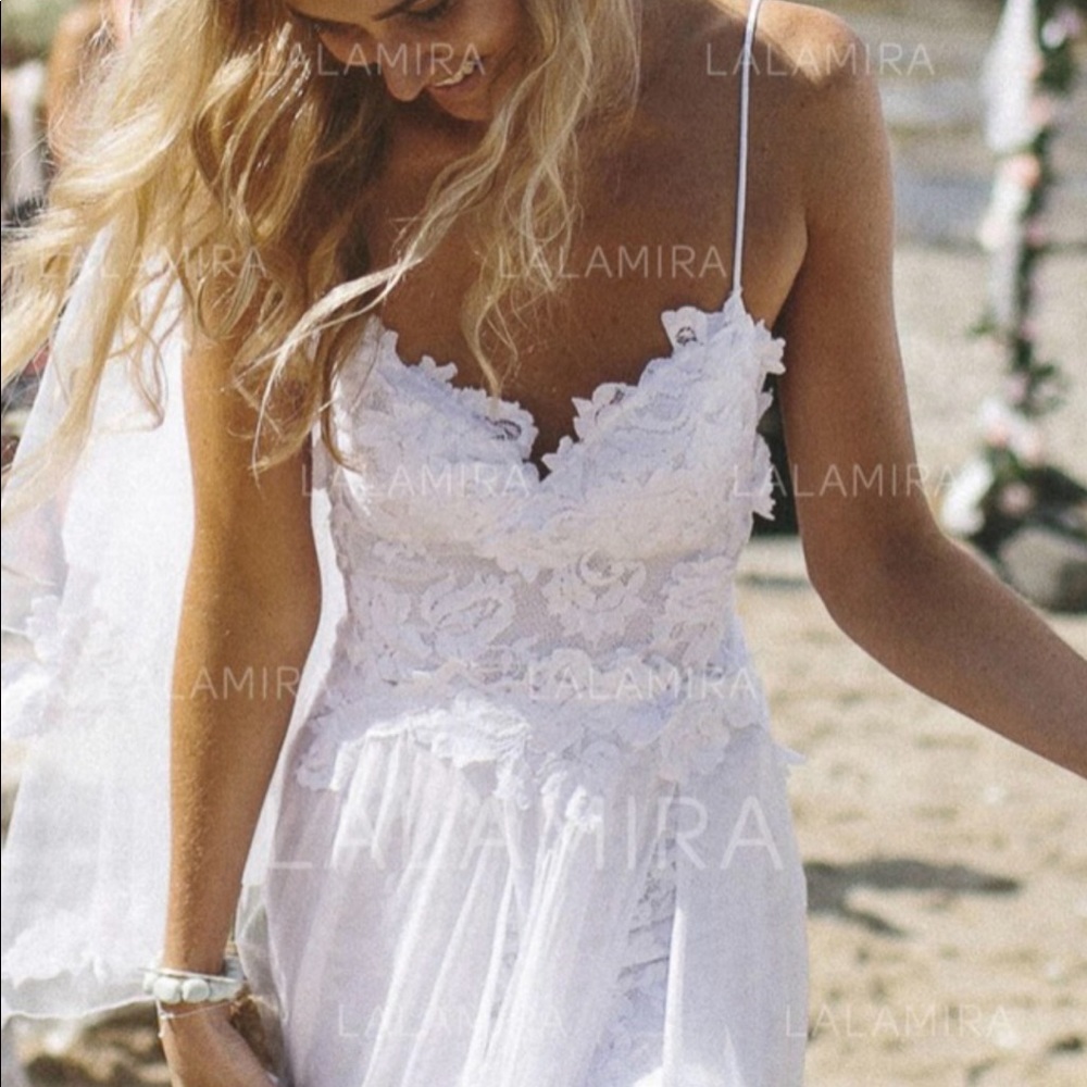 Beach Wedding dress  beautiful lace detail